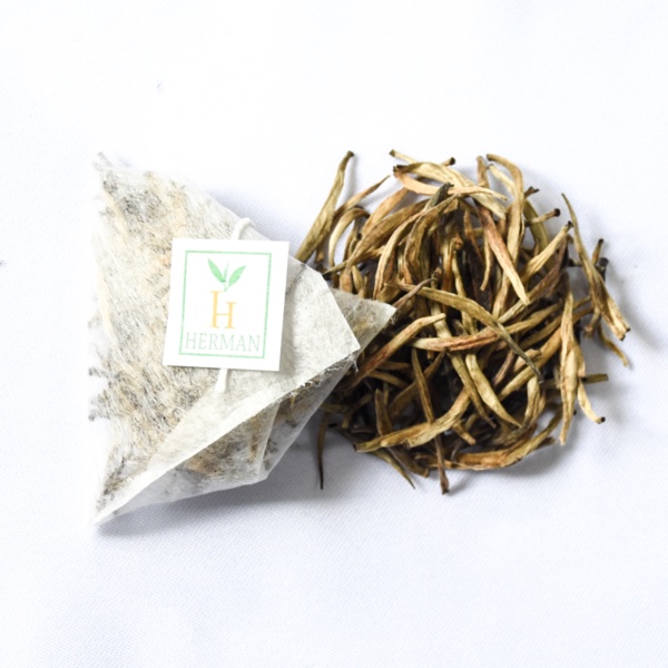 S-ThaprobaneGoldTea-6